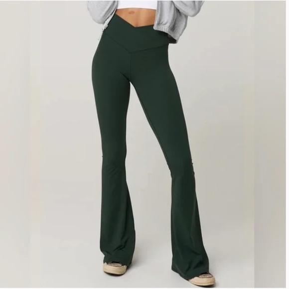 aerie Pants - OFFLINE BY AERIE Green Real Me High Waist Crossover Flare Leggings Size Medium